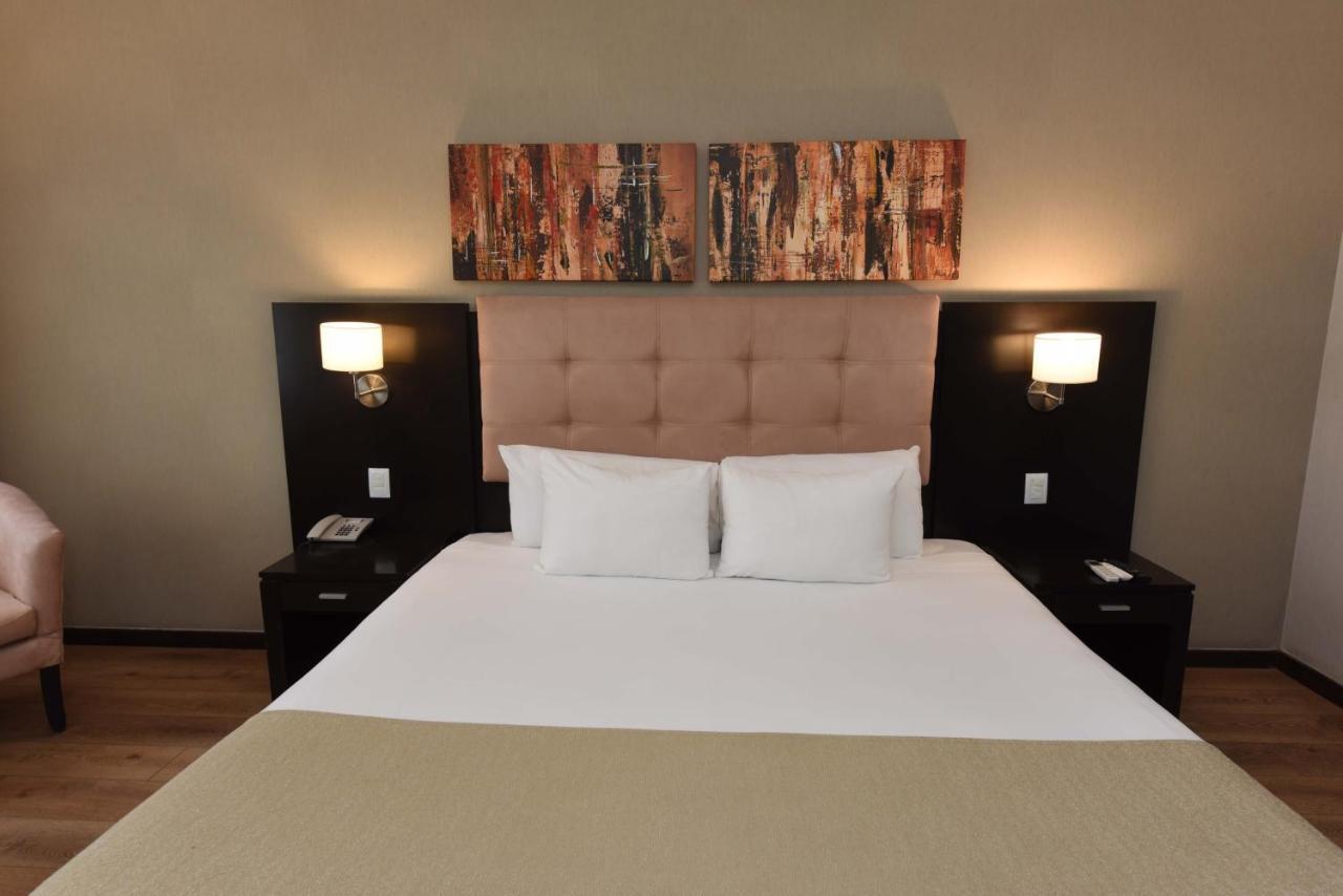 Howard Johnson Resort & Convention Center Ezeiza Exterior foto