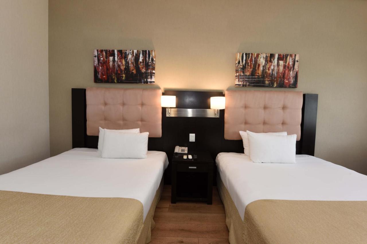 Howard Johnson Resort & Convention Center Ezeiza Exterior foto